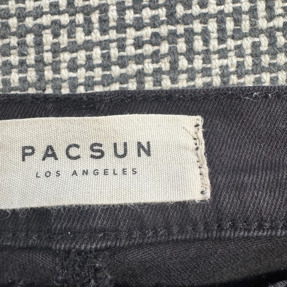 PacSun The Shortie Black Distressed Denim Shorts Womens Size 29 High Rise Ripped - Picture 4 of 4